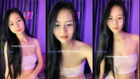 MMlive klinh mặc quần chíp hở đáy livestream show hàng của anh em yêu cầu đây