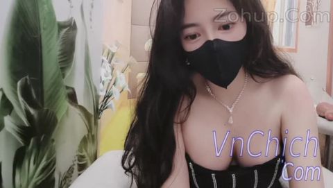 Tuyetnhi2k6 em gái Việt dễ thương livestream show lồn cho fans nứng chơi ~Sex VnShow